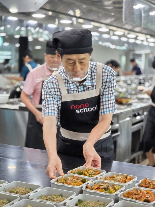 노노스쿨 7기-전체 사진-71483735636 (1).jpg